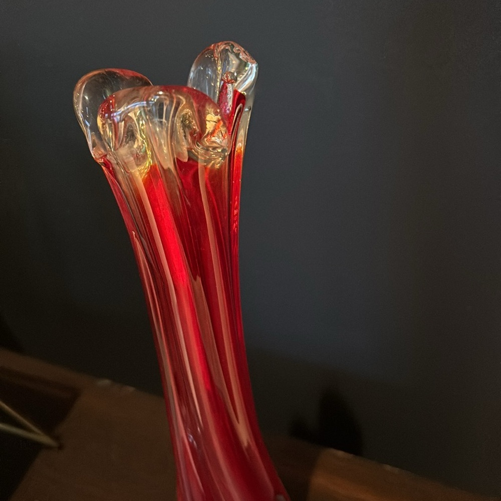 Vintage Art Glass Swung Bud Vase Red Twisted Three Finger Mid Century 9.5” Tall - Picture 3 of 7